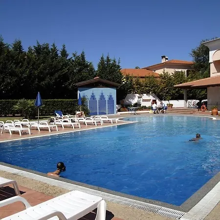 Hotel Amareclub Le Rose San Teodoro (Sardinia)