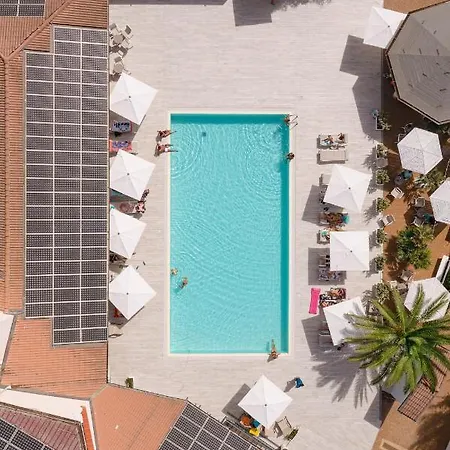 Amareclub Le Rose Hotel 4*