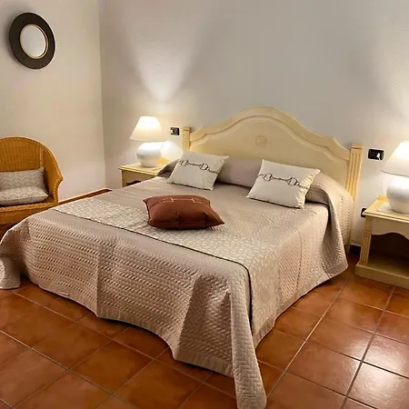 Hotel Amareclub Le Rose 4*