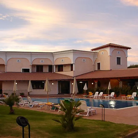 Amareclub Le Rose Hotel San Teodoro (Sardinia)