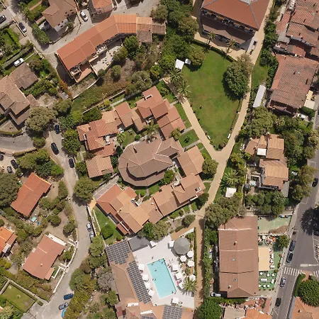 Amareclub Le Rose San Teodoro (Sardinia)