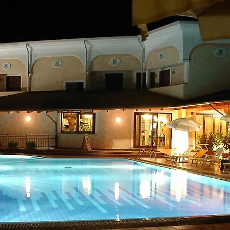 Hotel Amareclub Le Rose