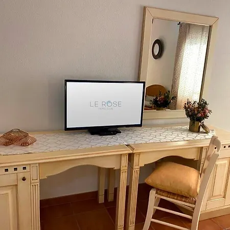 Hotel Amareclub Le Rose San Teodoro (Sardinia)