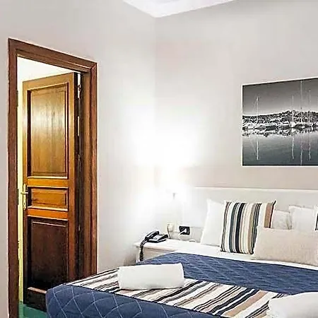 Amareclub Le Rose Отель 4*