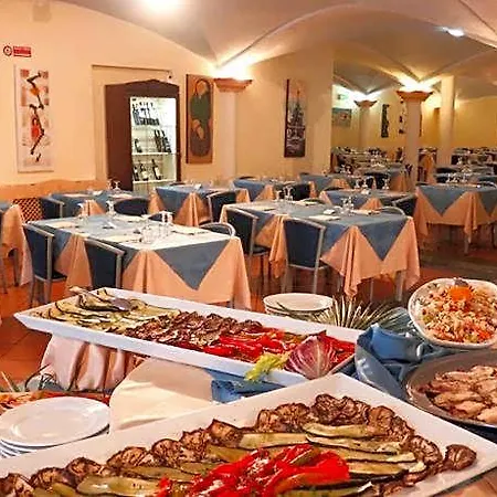 Hotel Amareclub Le Rose San Teodoro (Sardinia)
