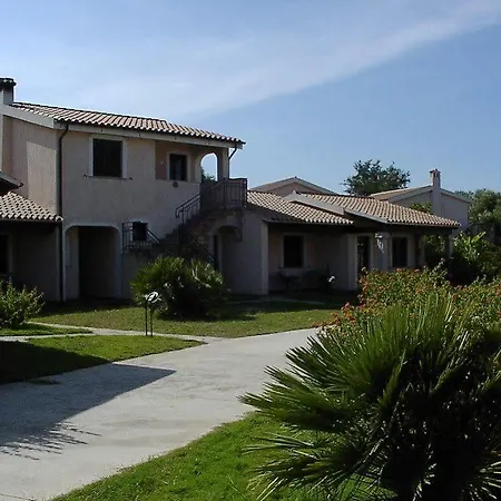 Amareclub Le Rose San Teodoro (Sardinia)