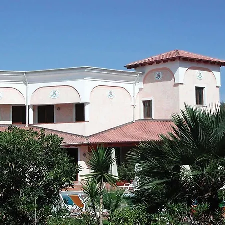 Amareclub Le Rose Hotel