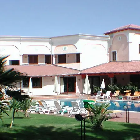 Hotel Amareclub Le Rose San Teodoro (Sardinia)