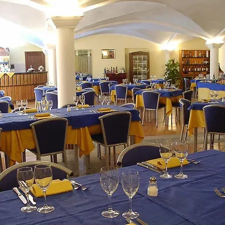 Hotel Amareclub Le Rose San Teodoro (Sardinia)