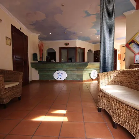 Amareclub Le Rose Hotel